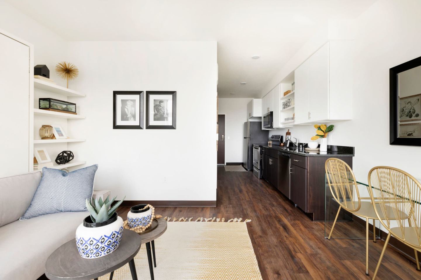 RYM Apartments Image 9