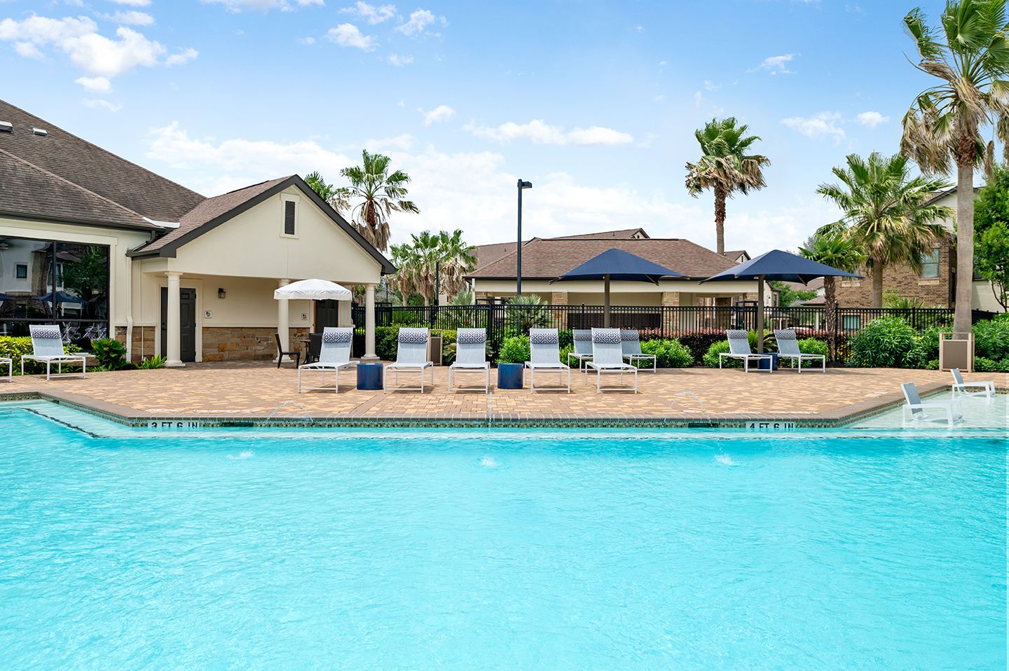 Cortland Sugar Land Image 13