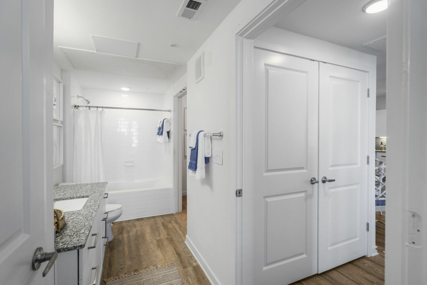 Seaview Apartments at Santa Rosa Beach Image 7