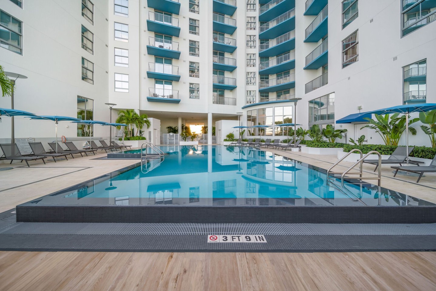1818 Park Image 16