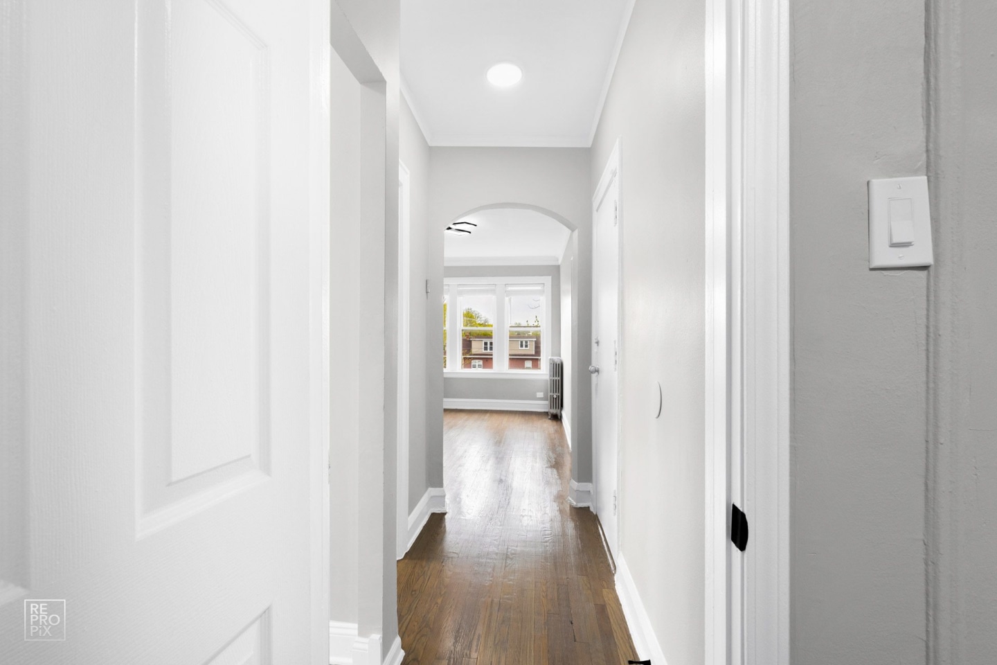 2610 N Laramie Ave Image 11