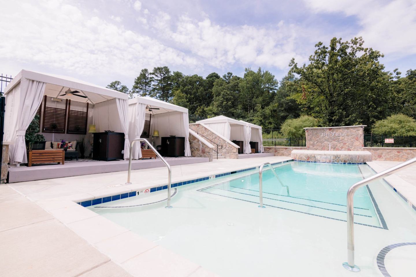 The Villa at River Pointe Drive Image 12