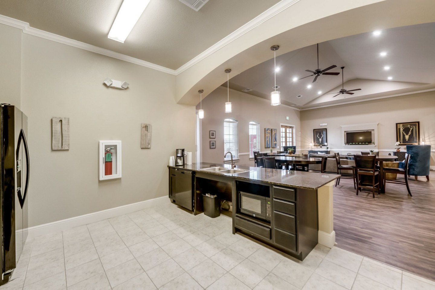 Majors Place Image 36