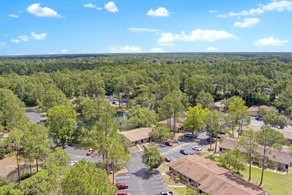 Pelican Pointe Apartments Image 16