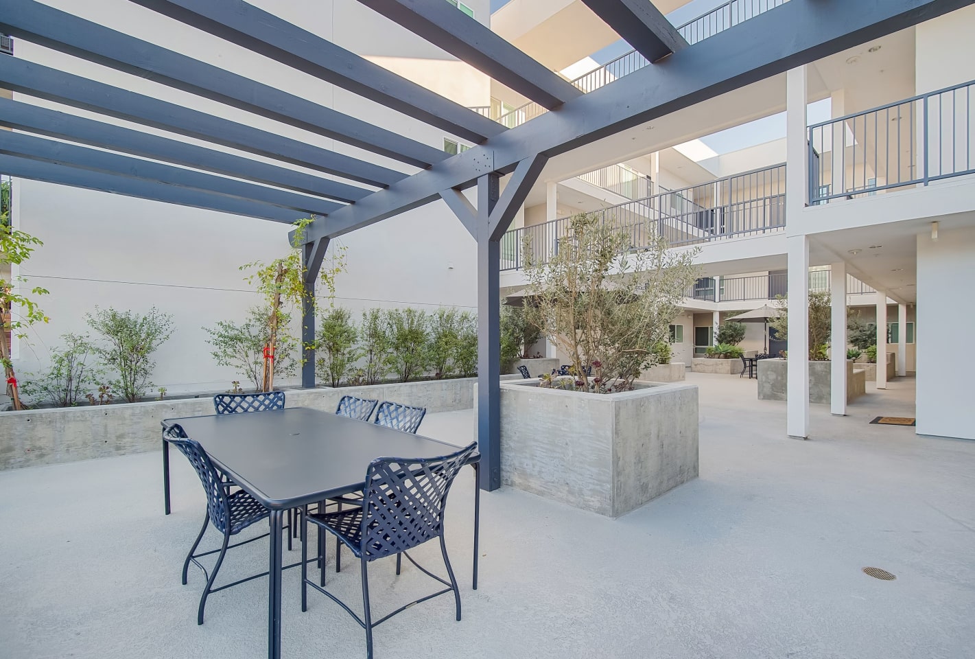 Valley Street Apartments Image 10