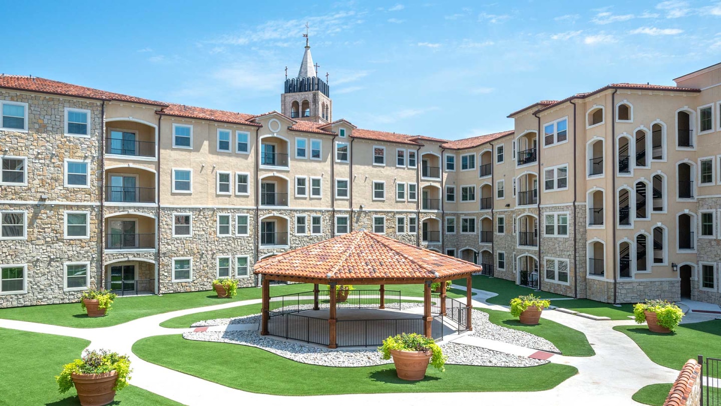 55+ Senior Living Community - Bell Tower Reserve Image 9