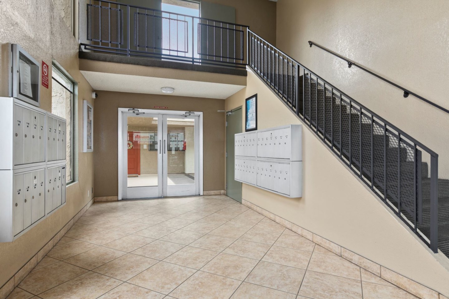 Topanga Terrace Image 24