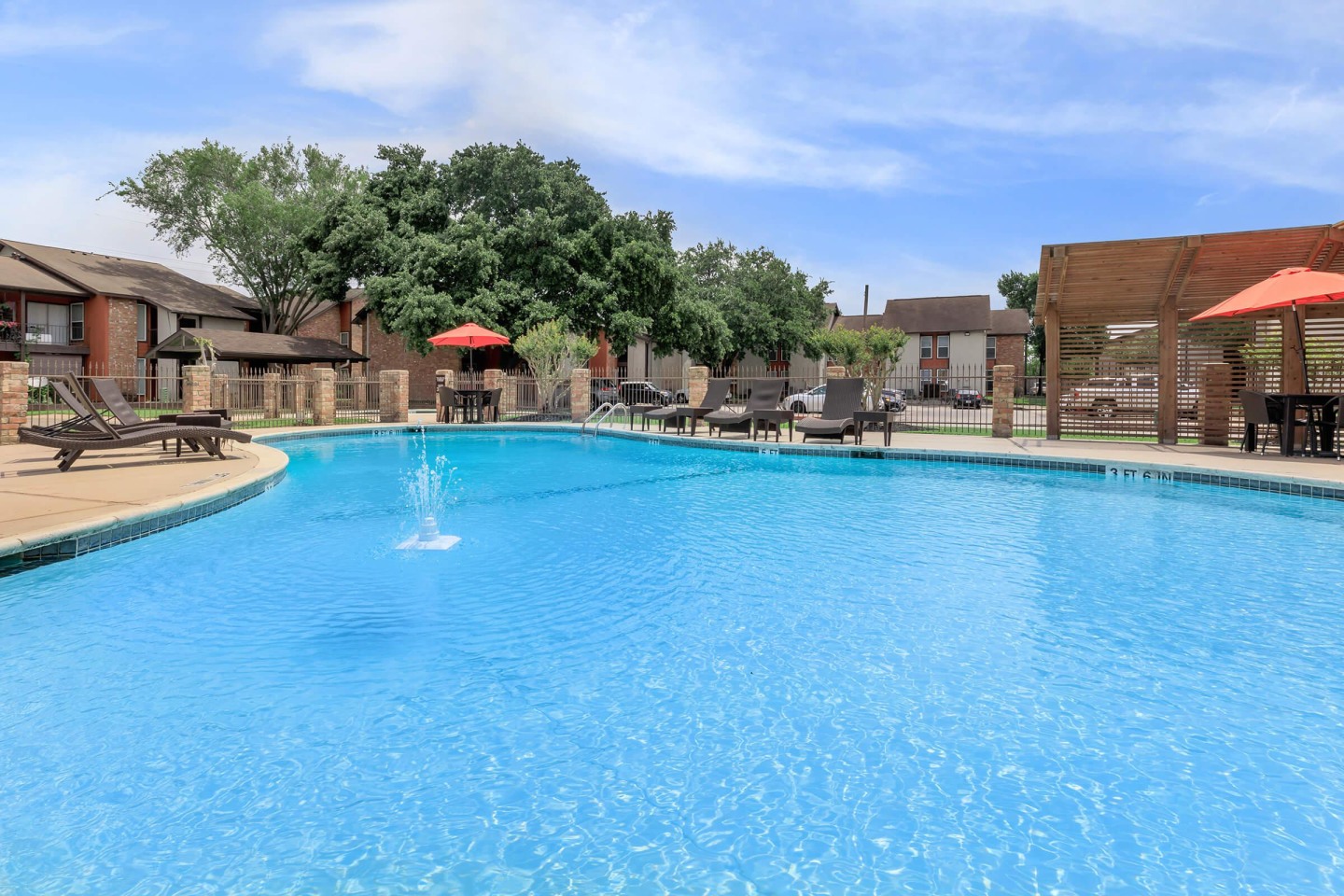 Residence at Deer Park Apartments Image 7