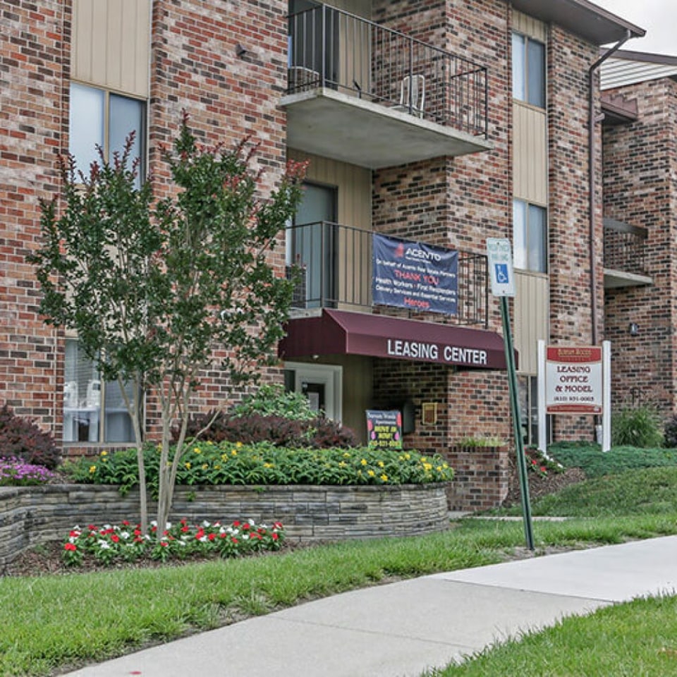Burnam Woods Apartments Image 37