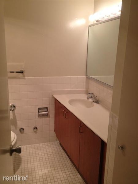 3450 North Lake Shore Drive Image 18
