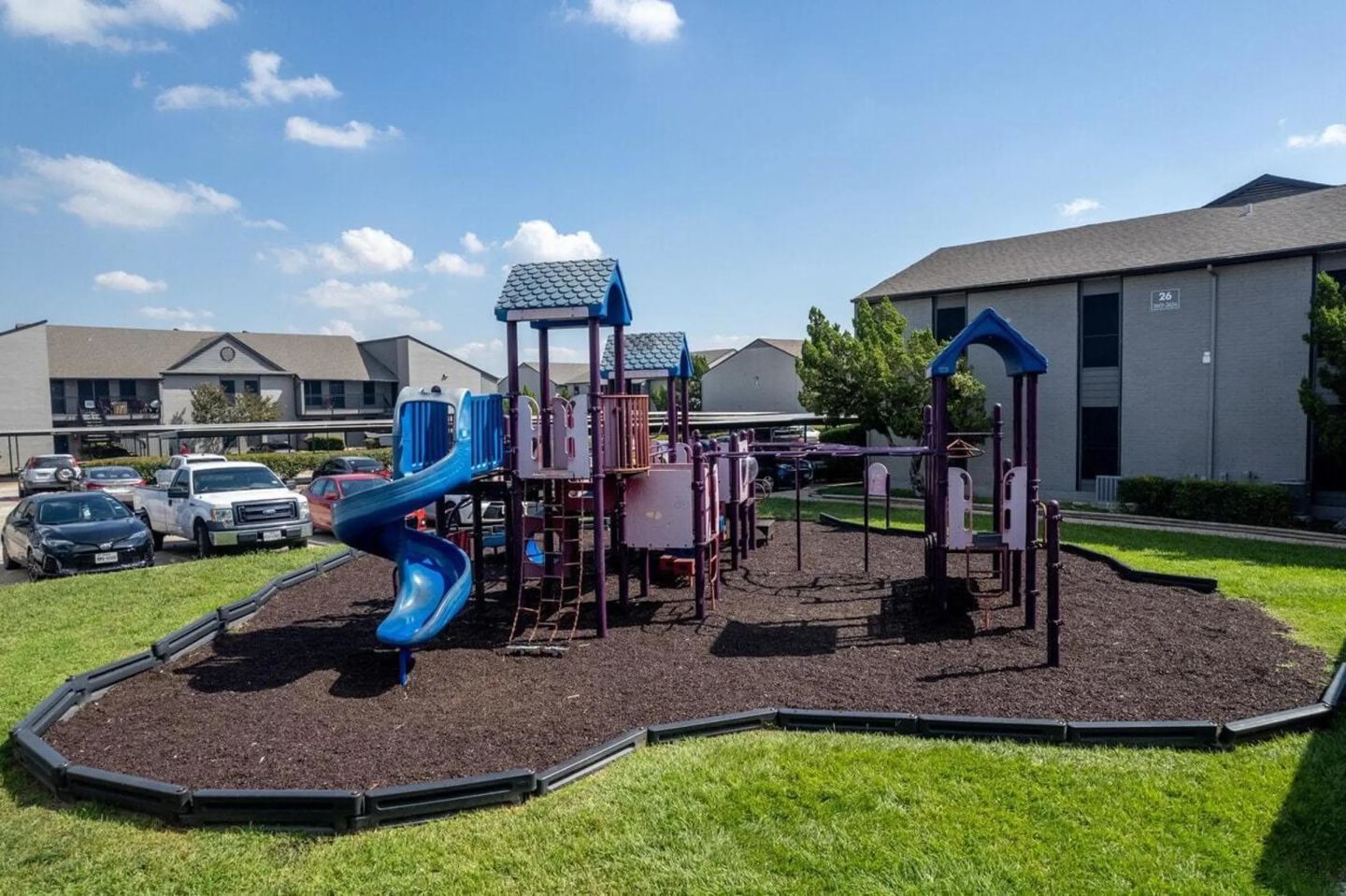 Skylar Pointe Image 23