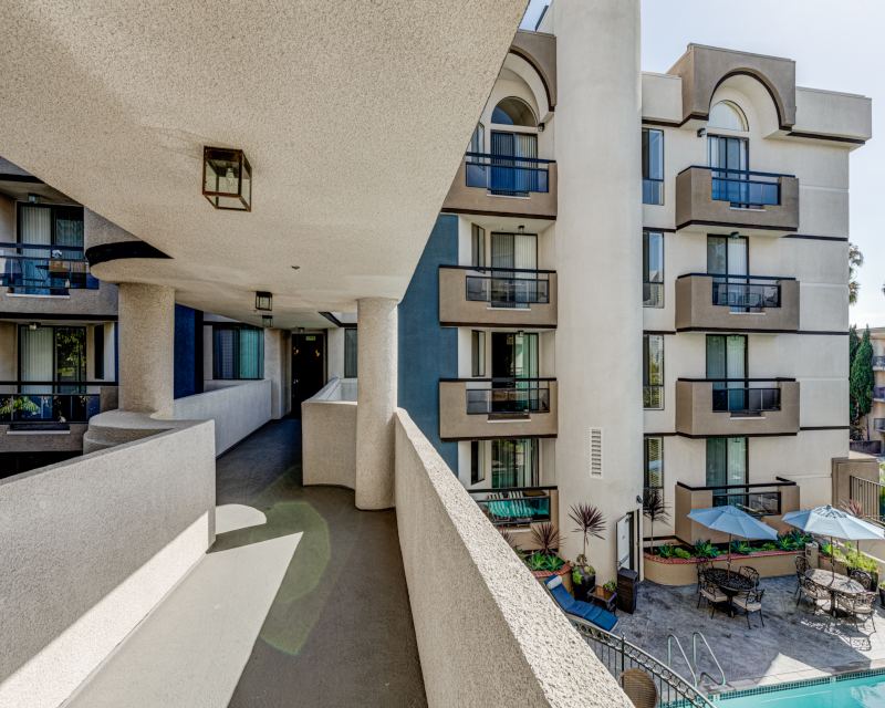 Palm Court Apartments Image 28