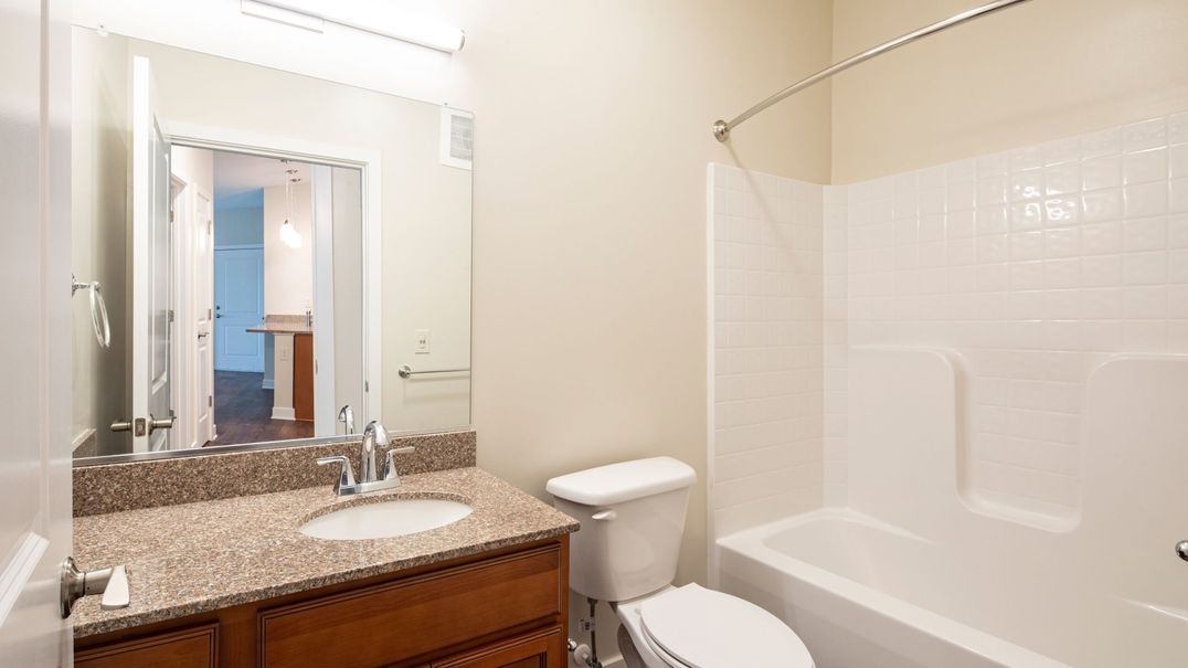 Valor Apartment Homes Image 39