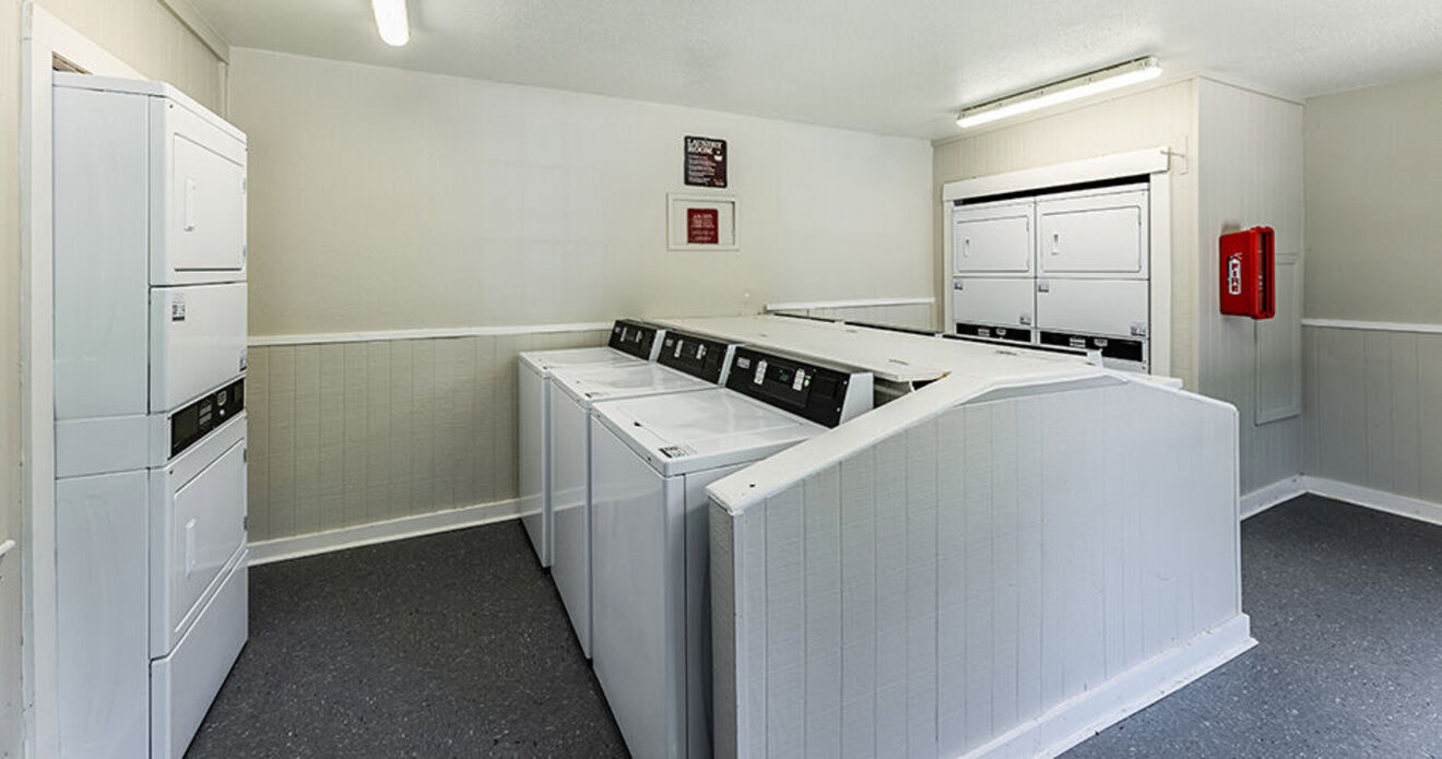 Brookhollow Apartments Image 4