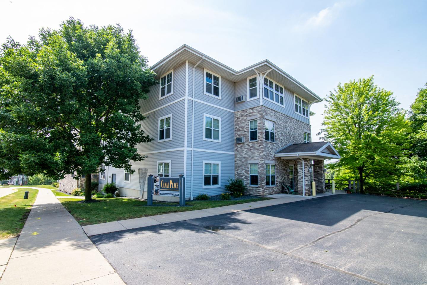 Canal Place - Senior Housing Image 8