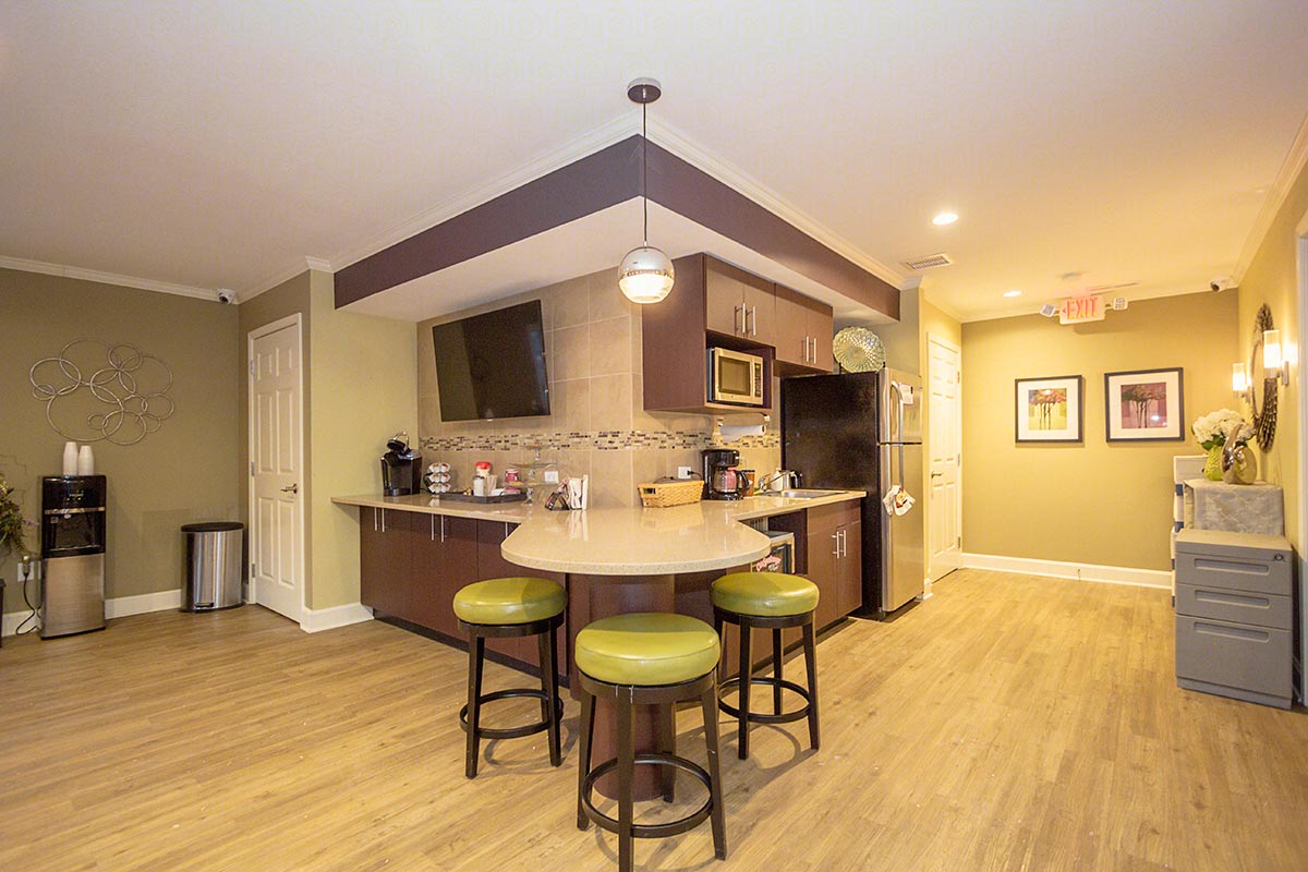 Peppertree Apartments Image 13