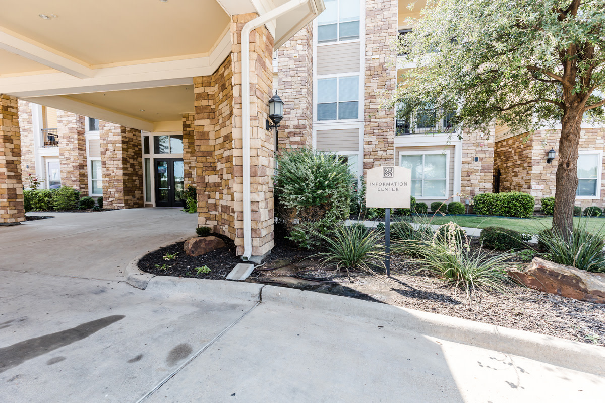 Senior Housing - Emory Senior Living Apartments Image 5