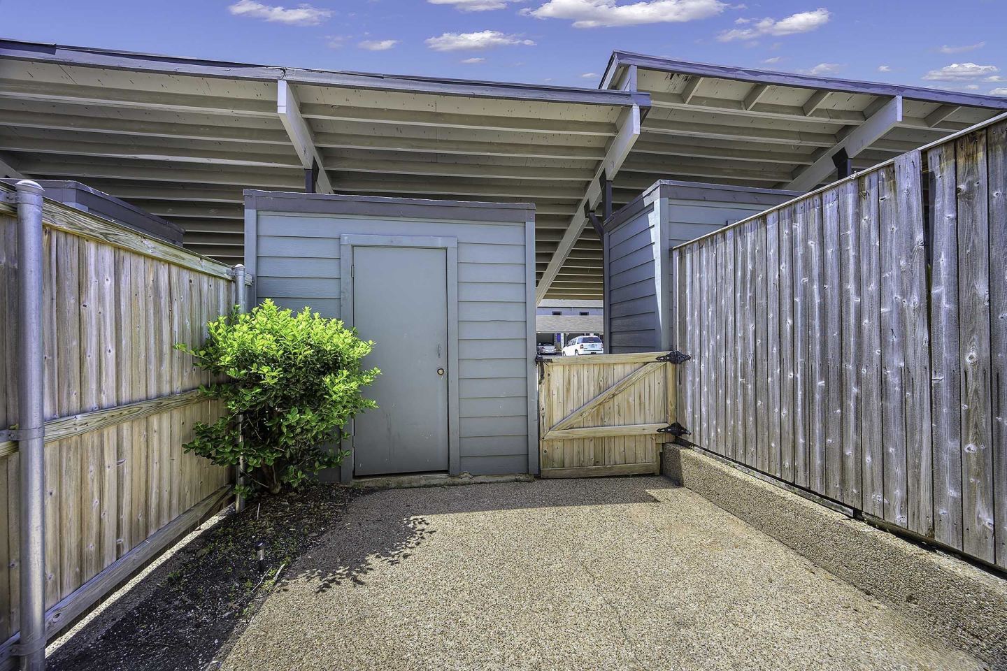 Parkwood Plaza Townhomes Image 9