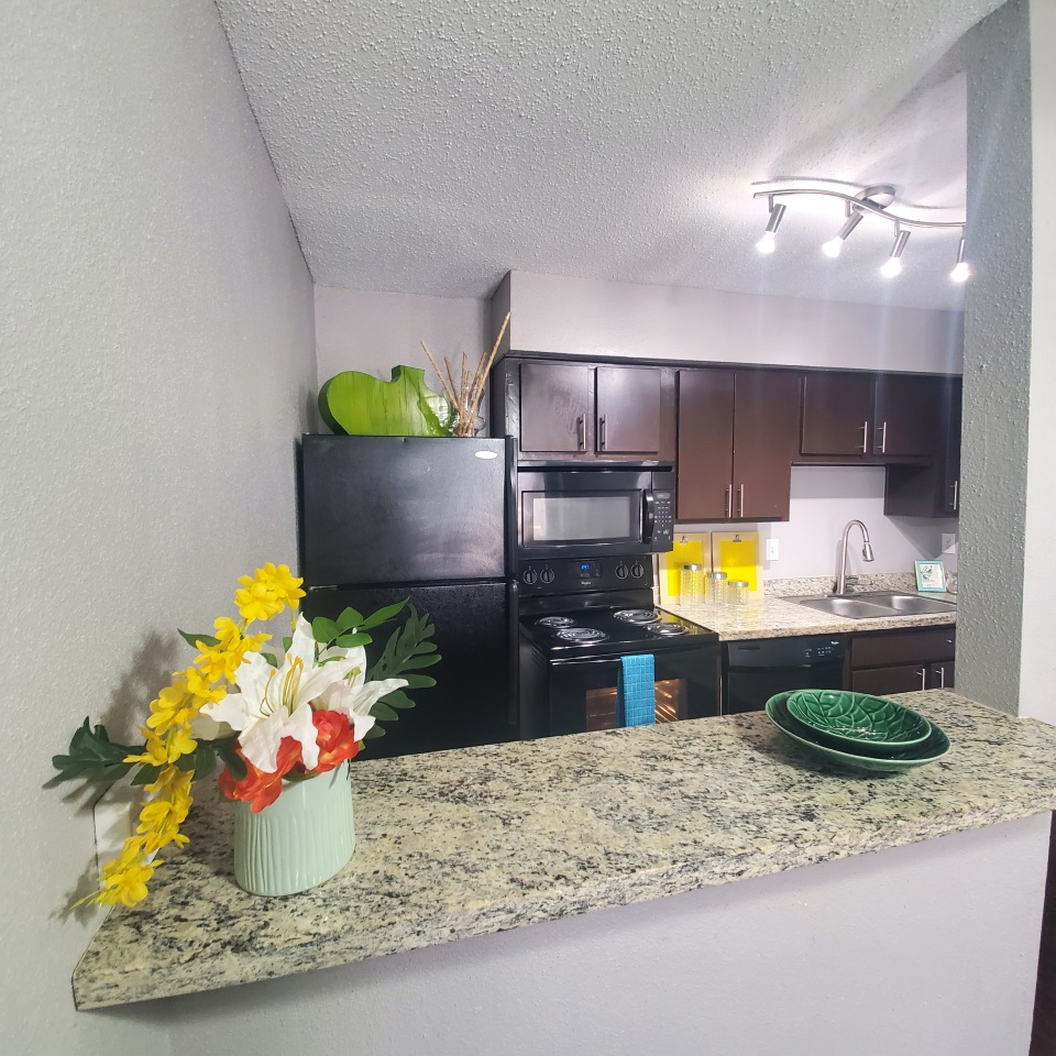 Residence At The Heights Image 18
