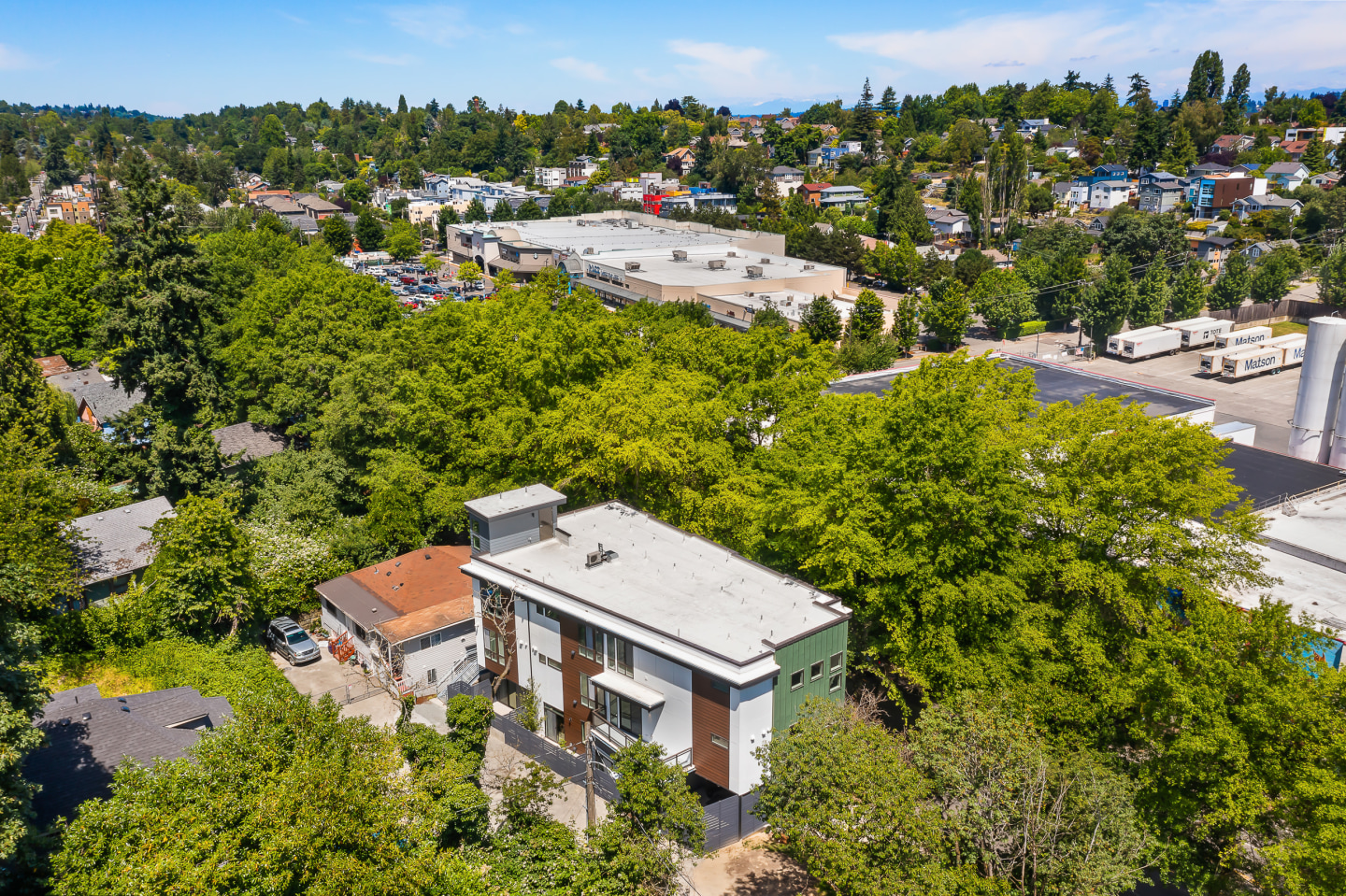 4029 Rainier Image 43