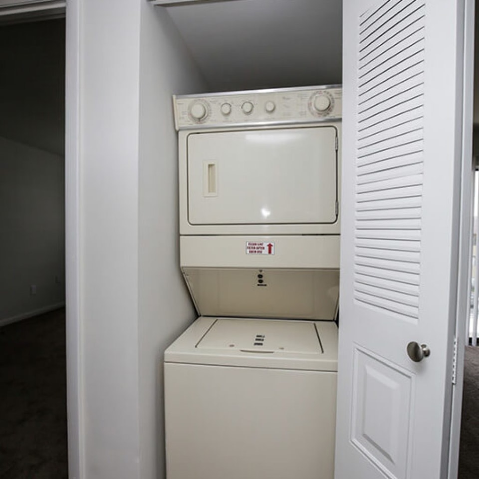 Burnam Woods Apartments Image 35