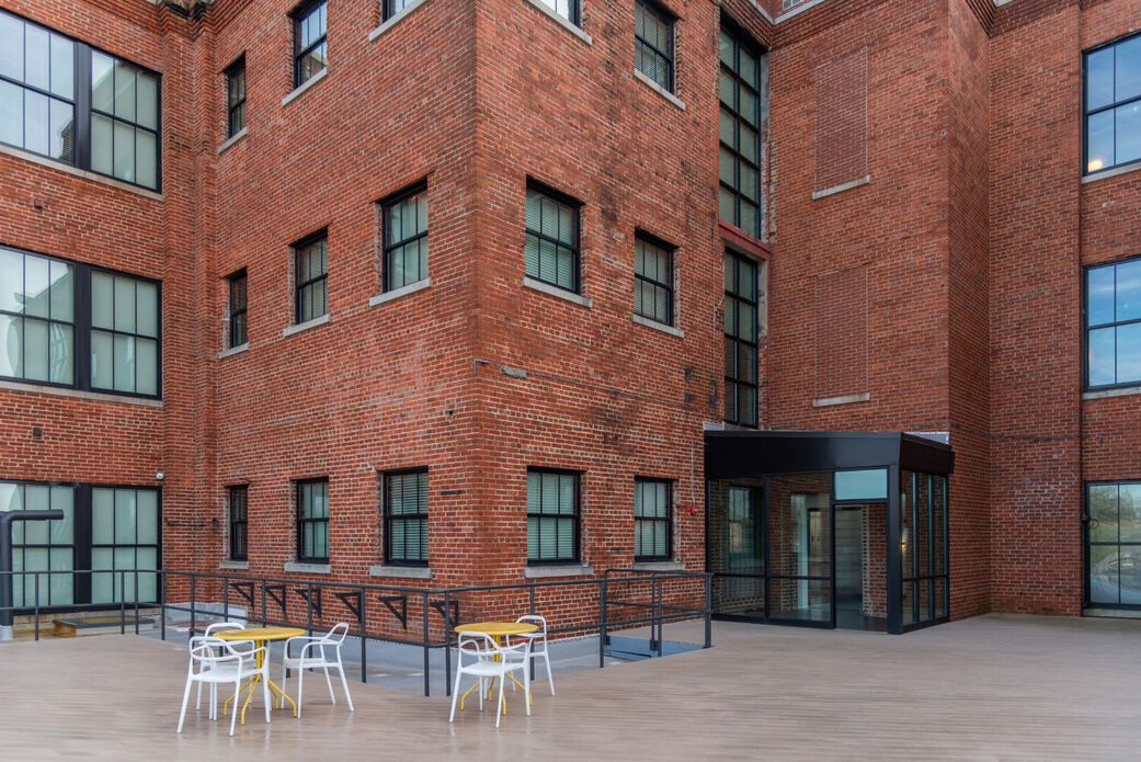 Petersburg ArtistSpace Lofts Image 74