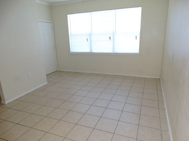 Reese Court Villas Image 8