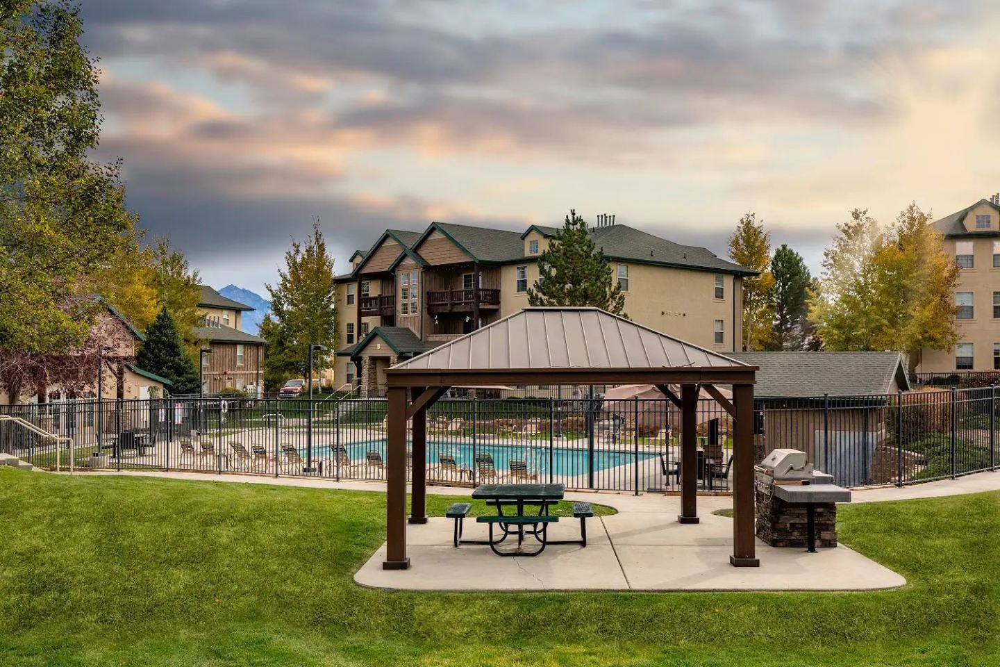 Sunset Ridge Apartments - Affordable Housing Image 22