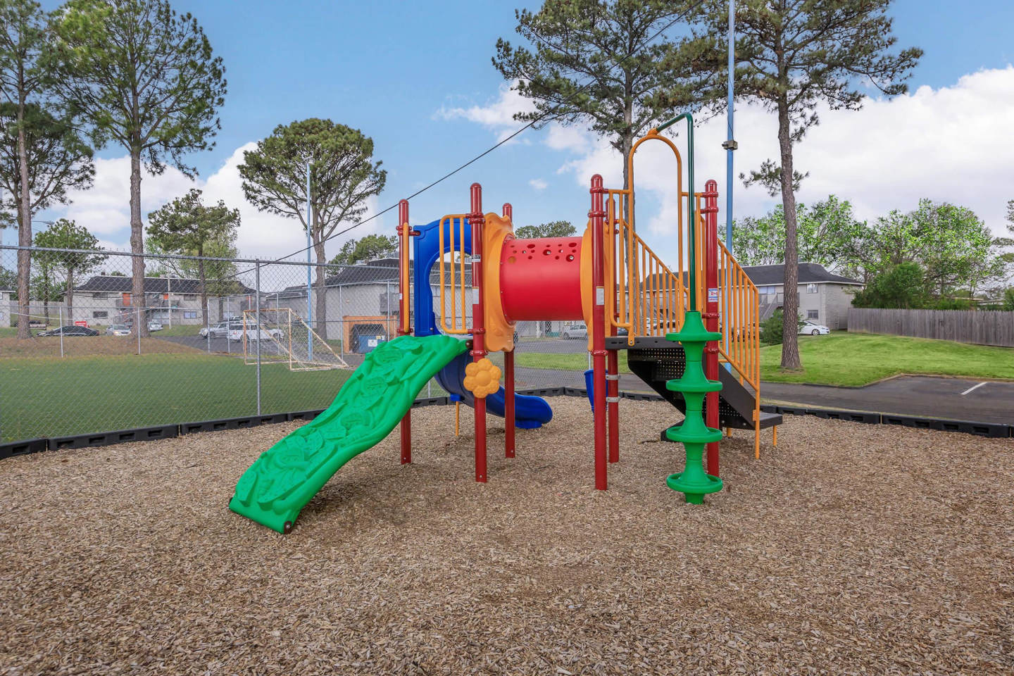 Emerald Ridge Apartments Image 17