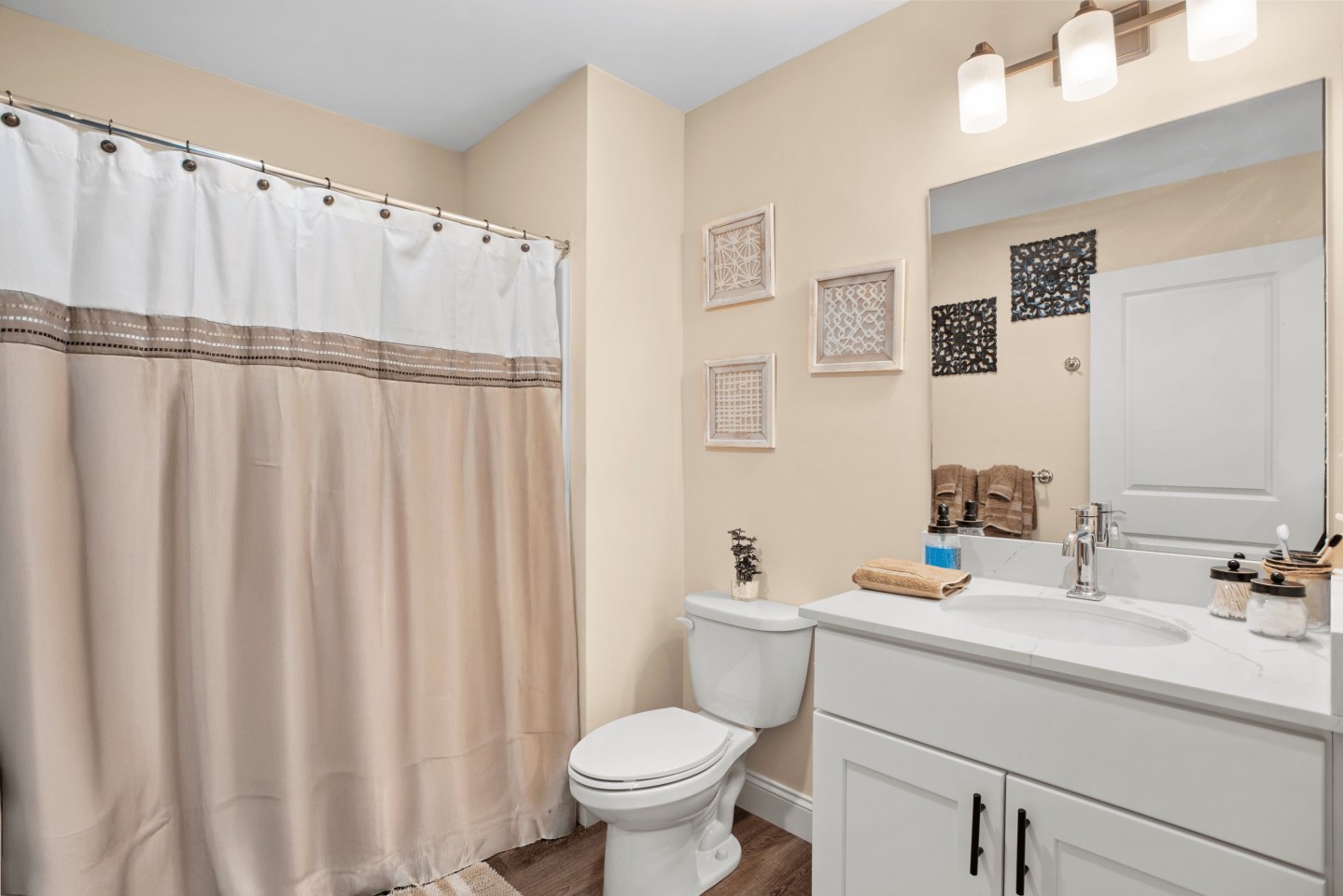 Prospect Hills Image 18