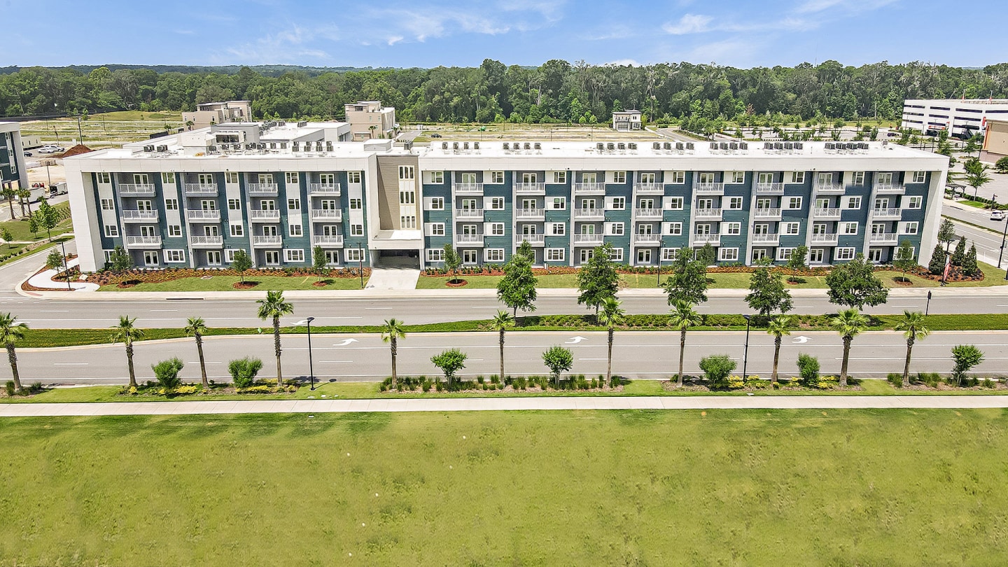 City Place at Celebration Pointe Image 41