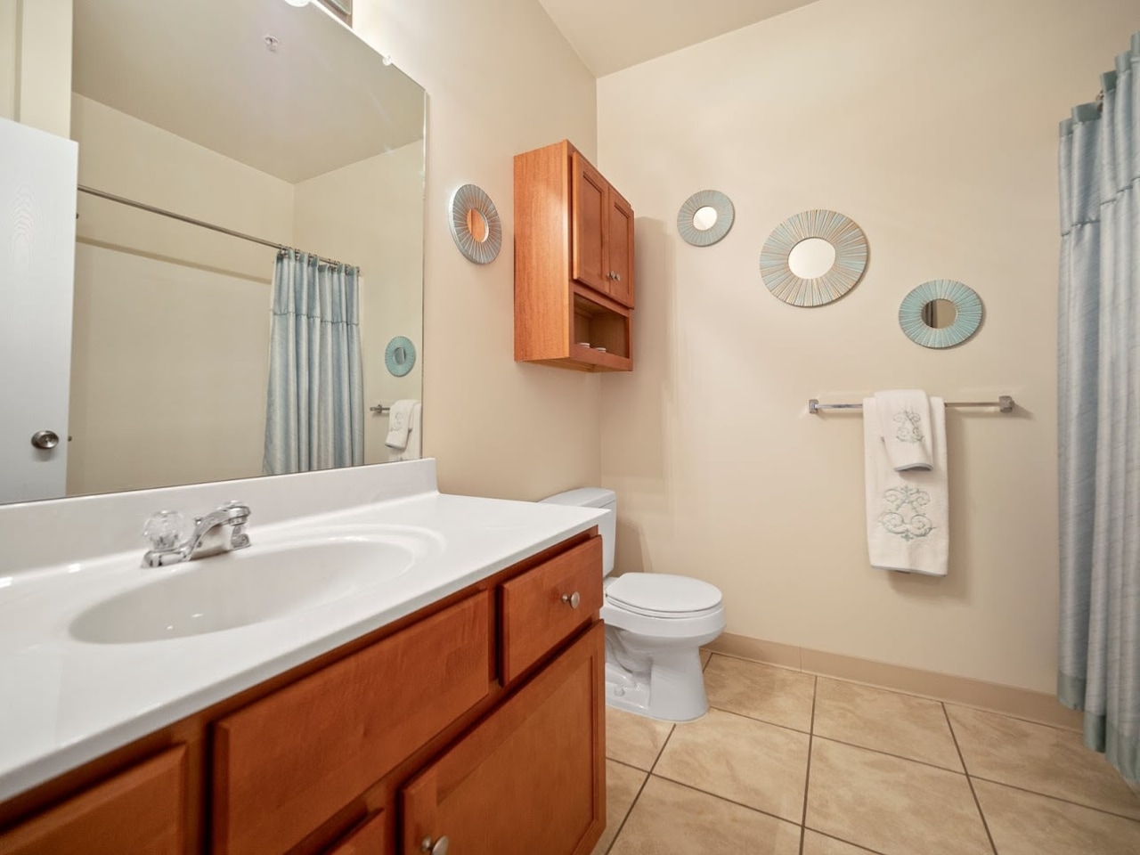 Cobblestone Court Apartments Image 22