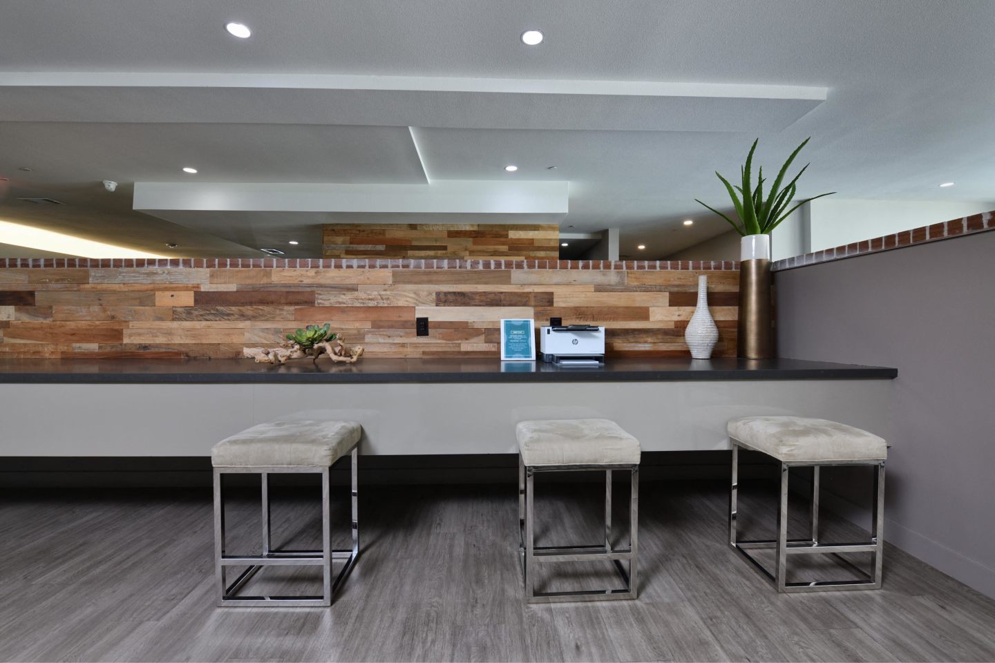 100 Park Image 62