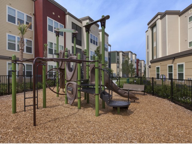 Dwell Nona Place Image 38