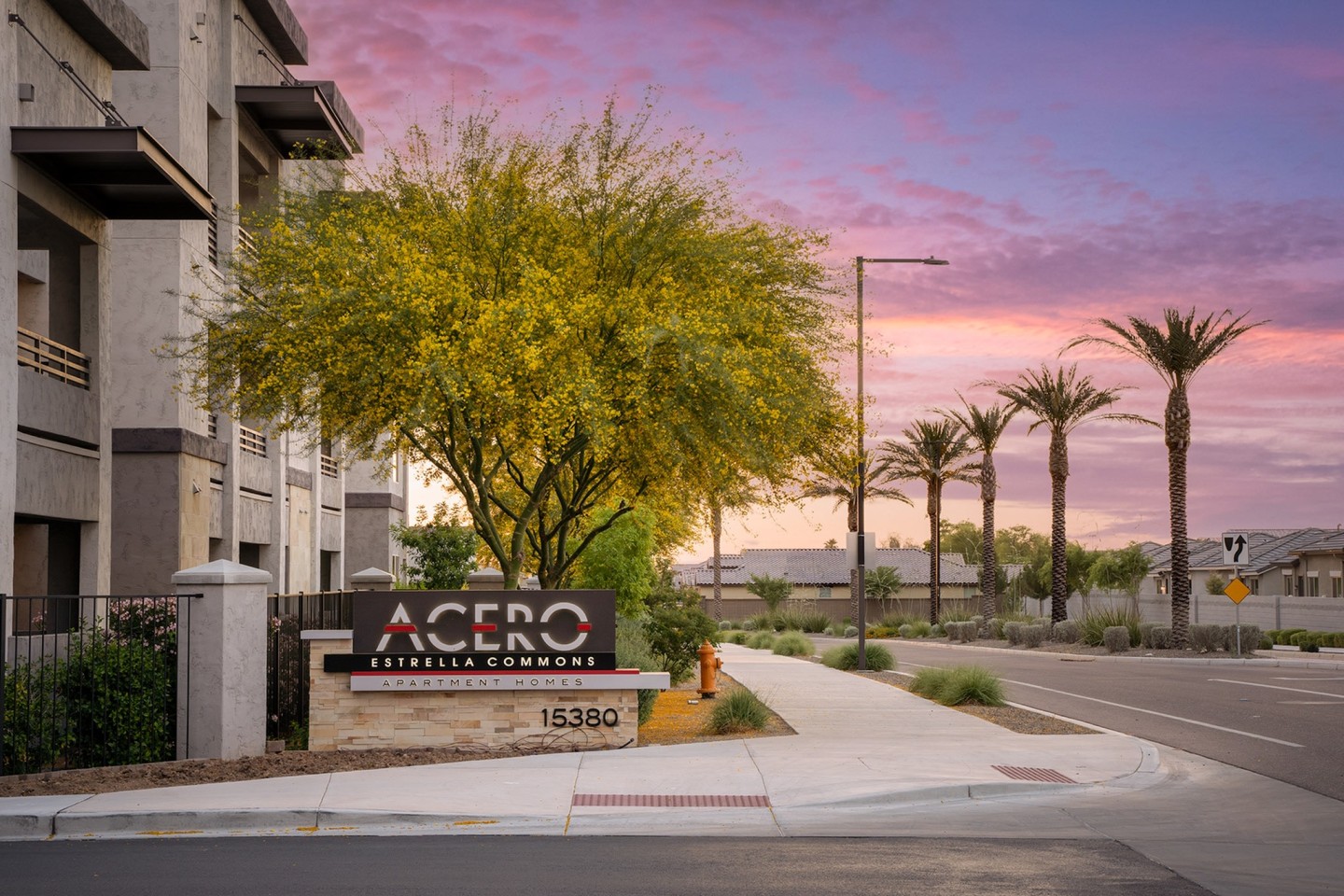 Acero Estrella Commons Image 3