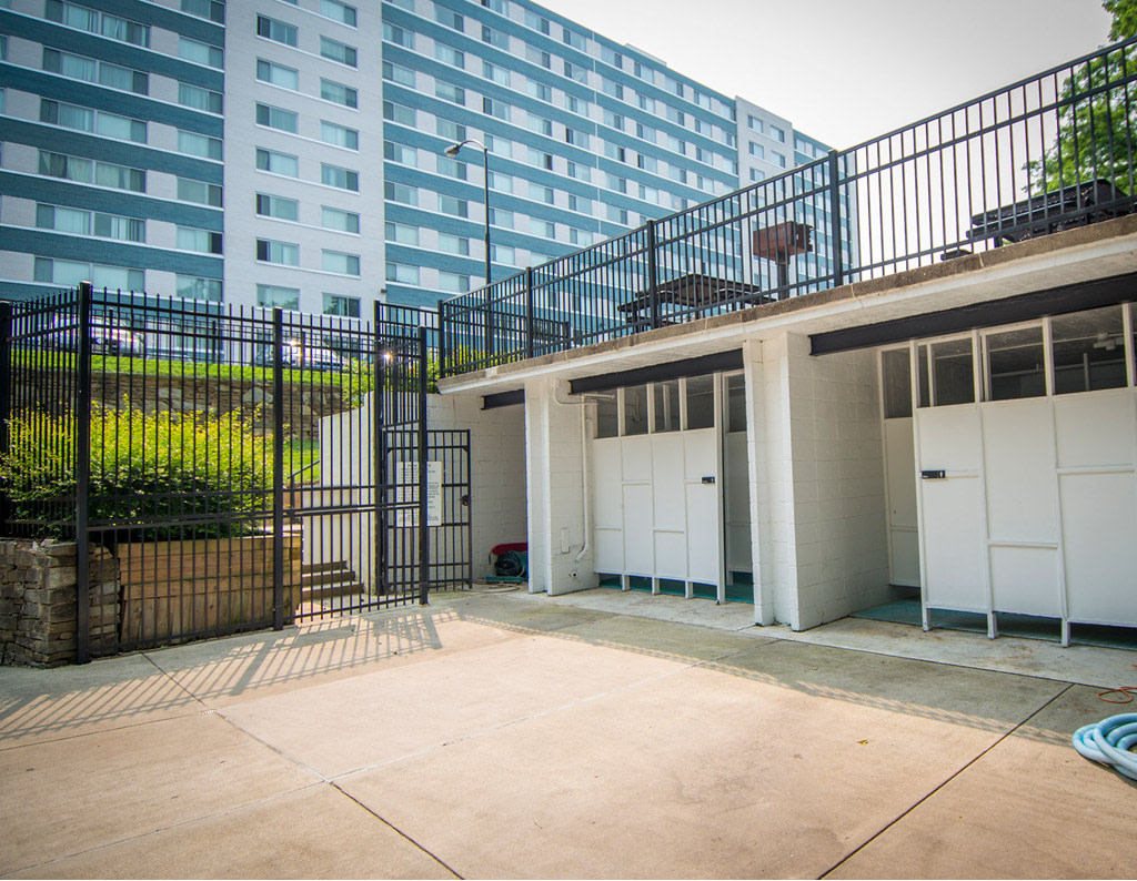 8600 Apartments Image 41