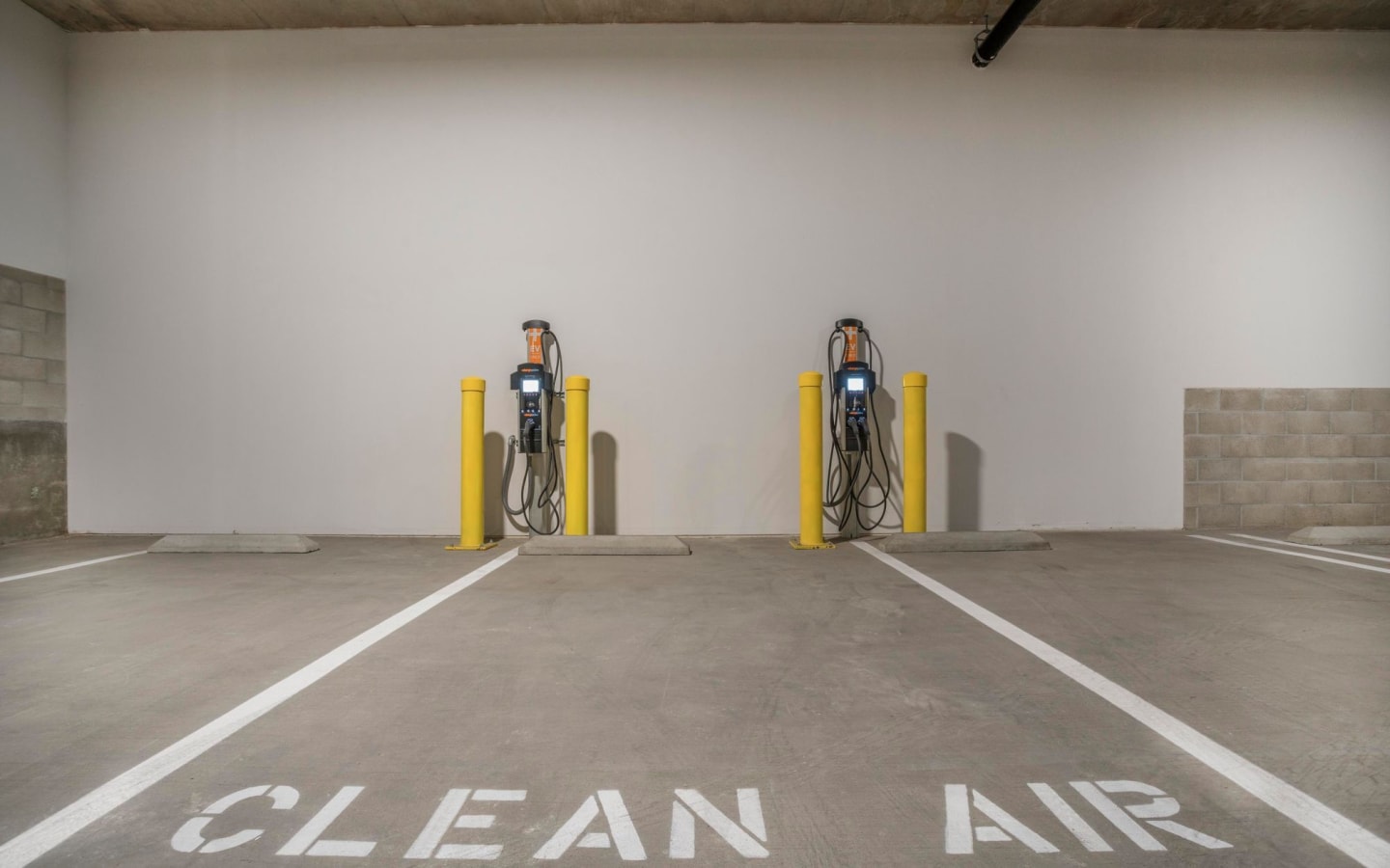 Shift Apartments Image 45