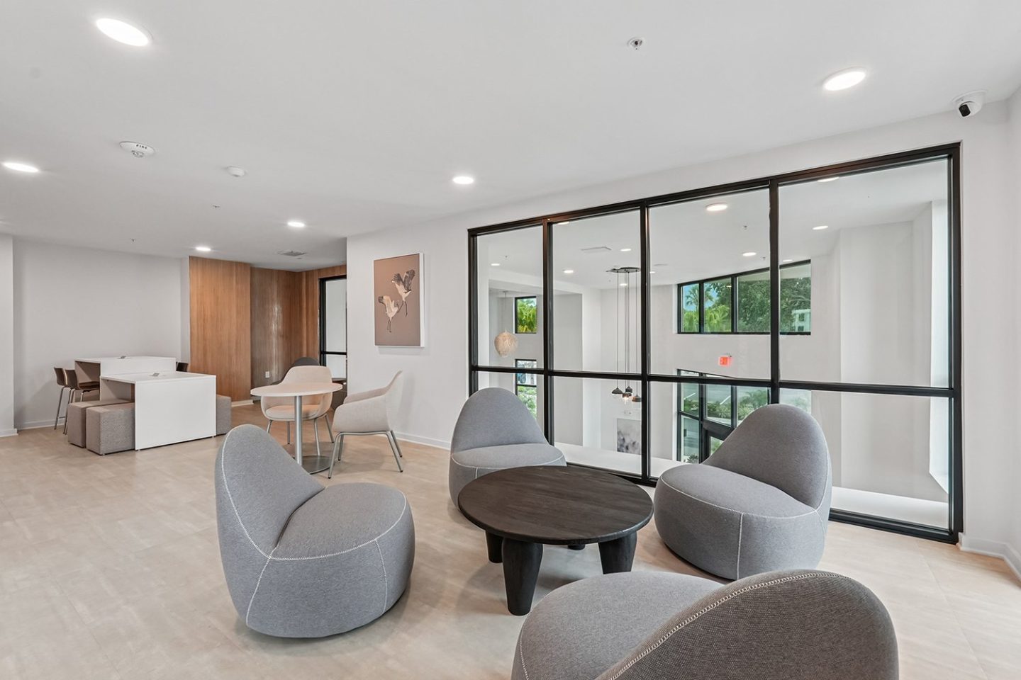 Linz Bayview Apartments Image 13