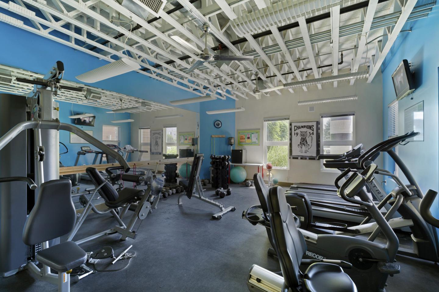 Village Club of Rochester Hills Image 38