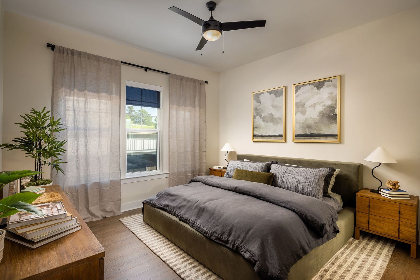 AMLI Brookhaven Apartments Image 2
