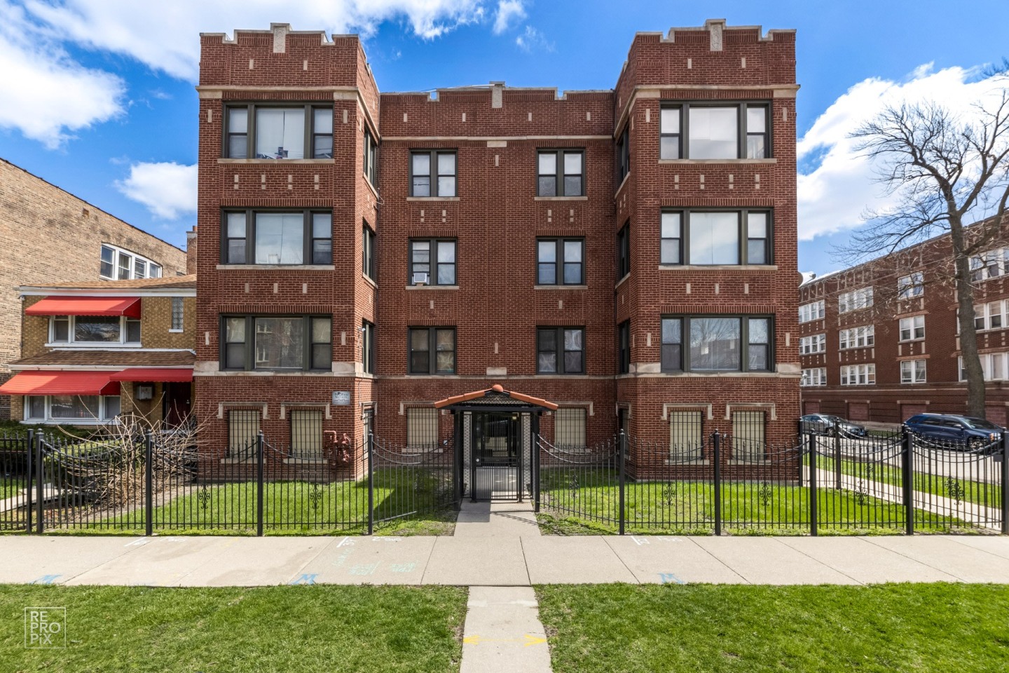 8057-59 S Marshfield Image 2