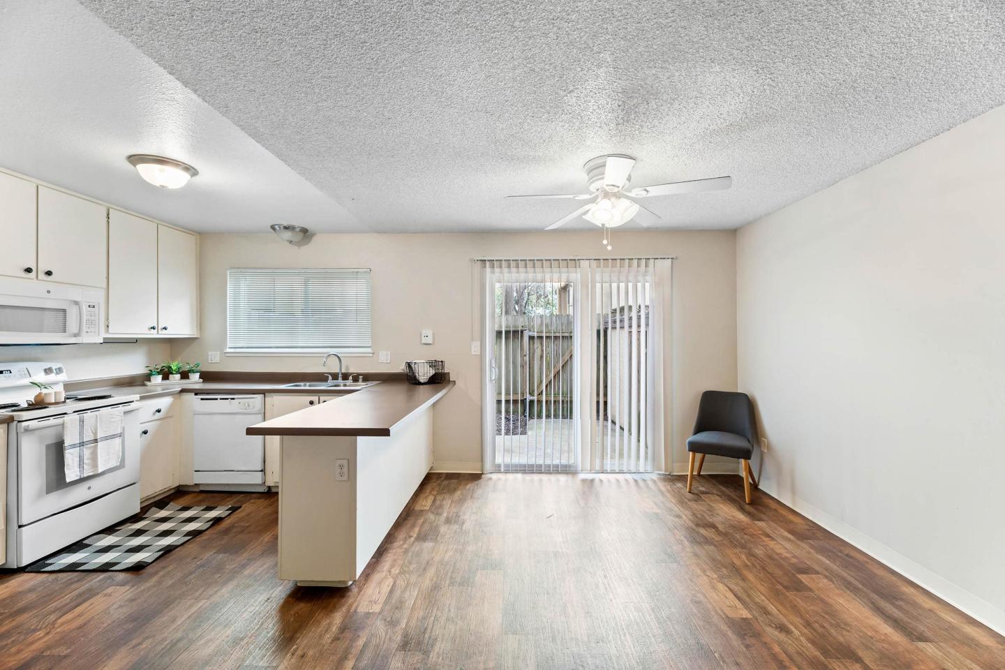 Southwood Townhomes Image 47