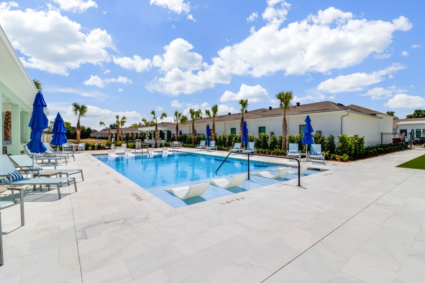 Parkway Villas Image 31