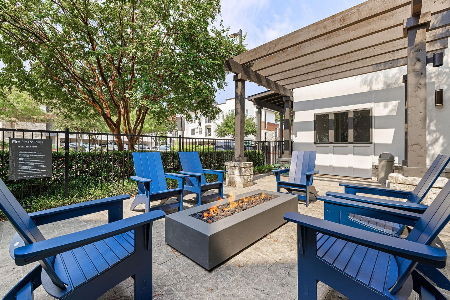 Bell Gateway Village Image 17