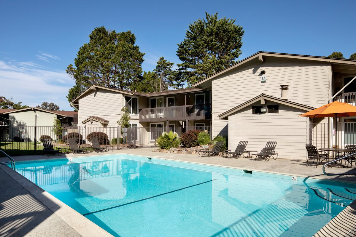 Crystal Springs Terrace Image 1
