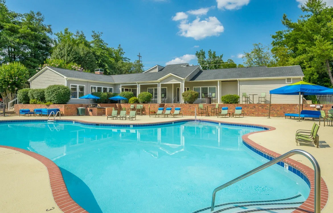 Creekstone Apartments Image 1