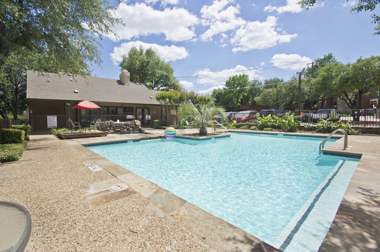 Woodbridge Townhomes Image 1
