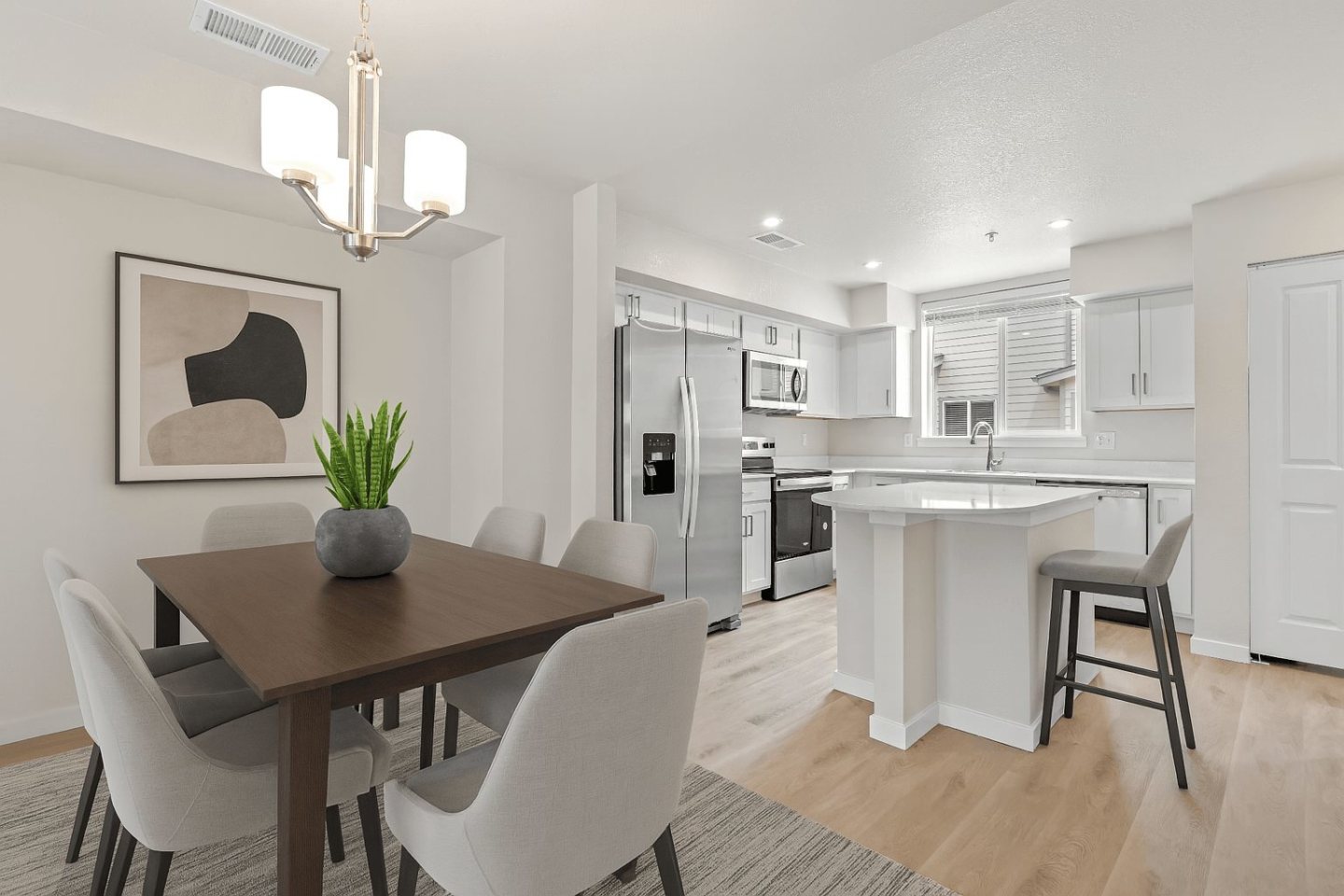 Pine Drive Townhomes Image 3