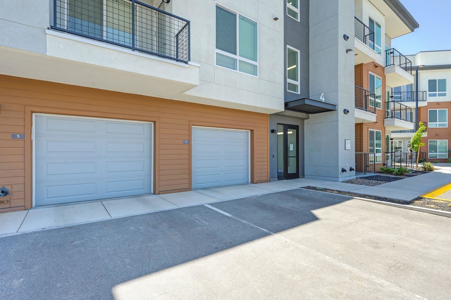 Halcyon Apartments Image 70