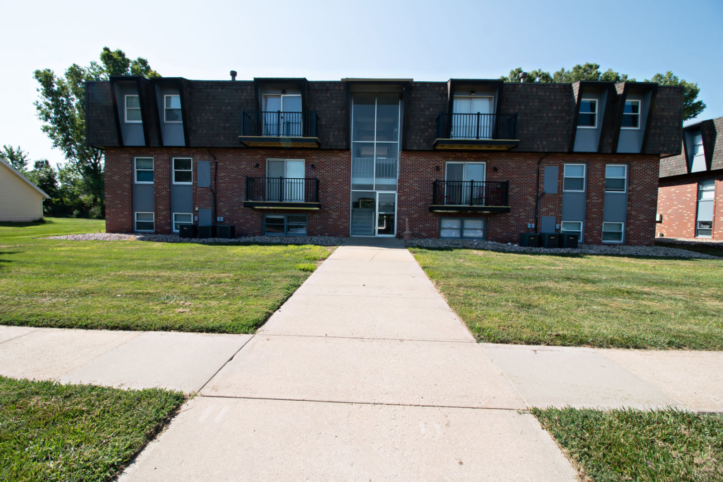 Kimberly Manor Image 7